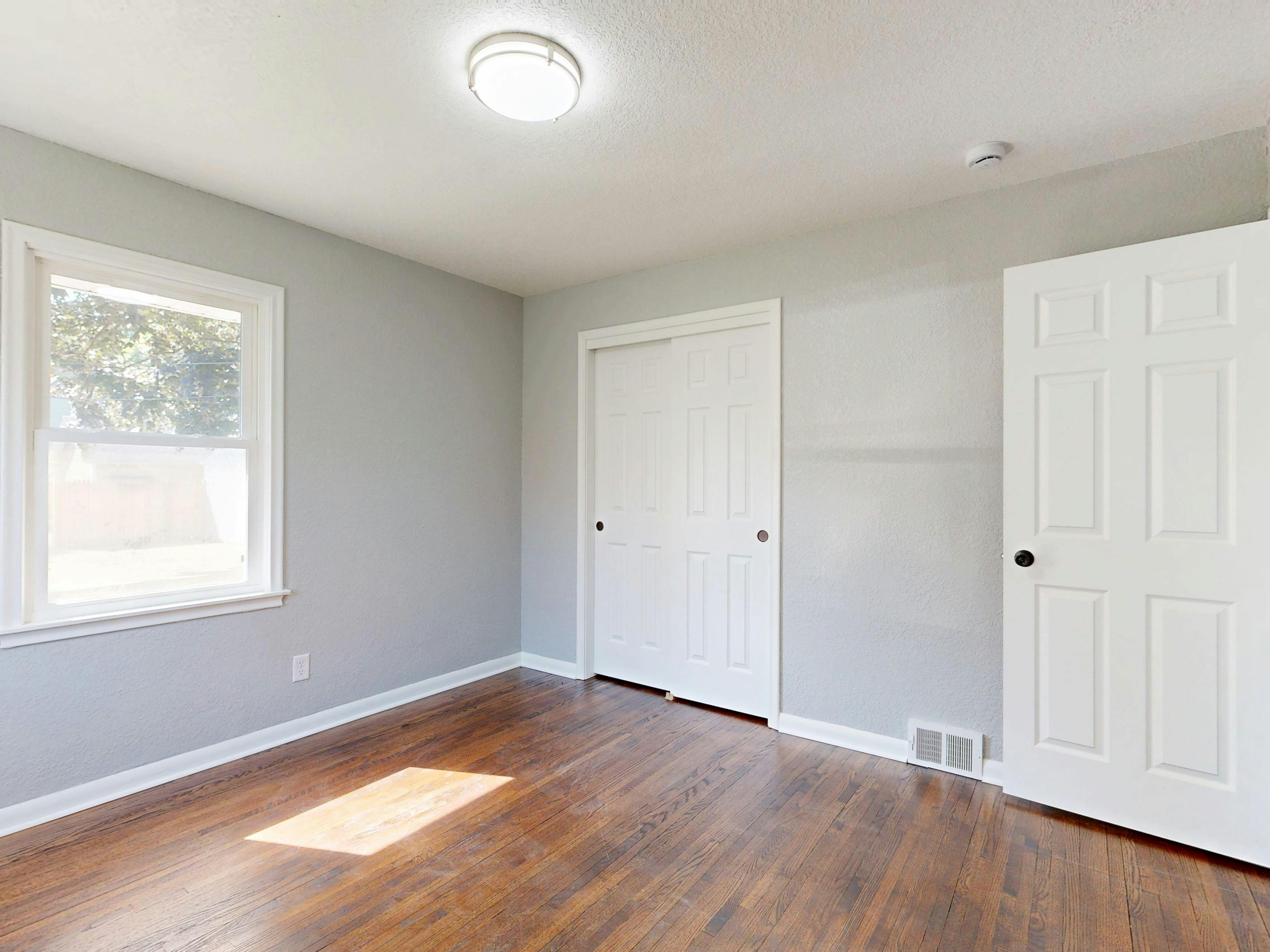 Interior & Finishing
